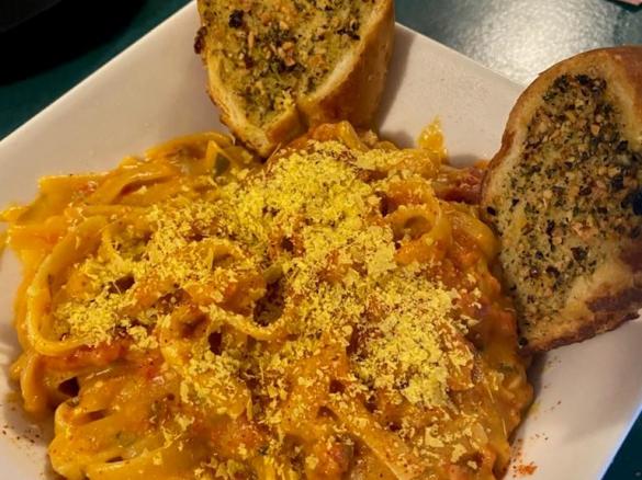 Vegan Creamy tomato and pepperoni fettuccine