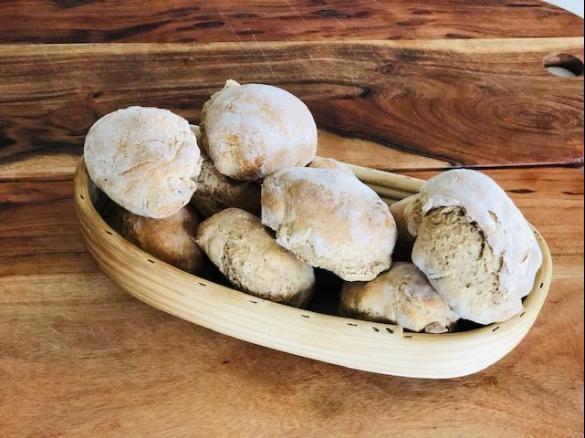 FLUFFY WHOLEMEAL ROLLS
