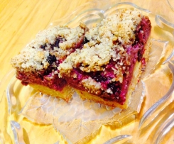 Pear and Blackberry Crumble Slice
