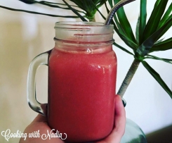 Mango and Berry Smoothie