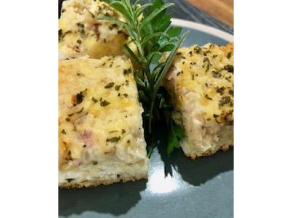 Bacon, onion and cheese slice