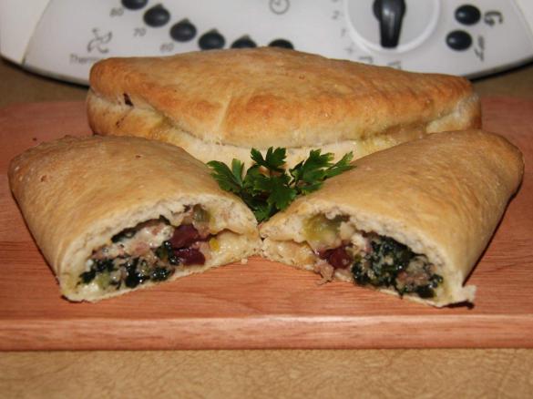 SILVERBEET PANCETTA CALZONE