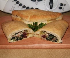 SILVERBEET PANCETTA CALZONE