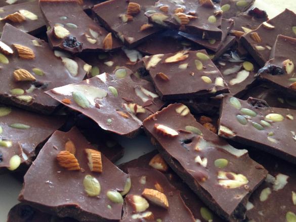 Paleo Raw Chocolate Bark