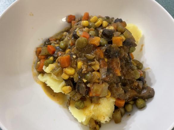 Mushroom and veggie bourguinon