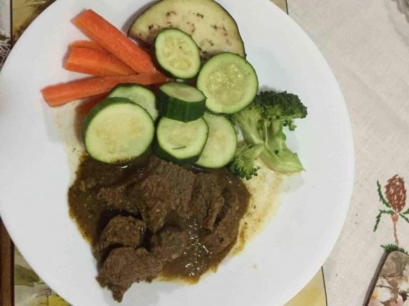 Herb Steak Braise With Steamed Vegetables