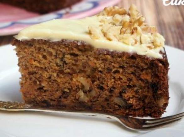 Banana and Carrot Cake