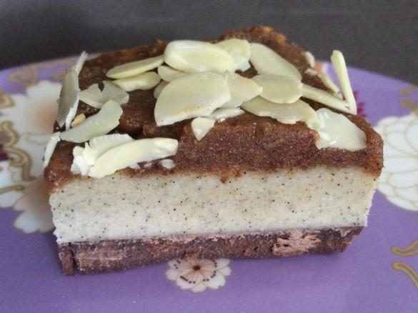 Paleo Snickers Slice