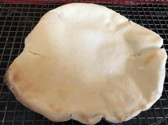 Lebanese bread (pocket pita)