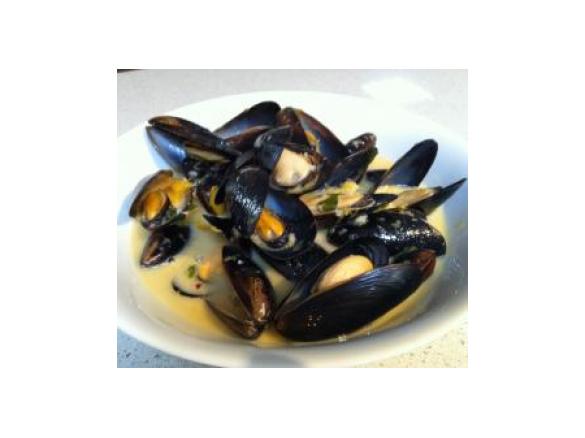 Fragrant Thai Mussels