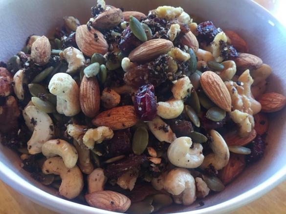 Janine's Sweet Vanilla and Orange Trail Mix - Thermie and Friends