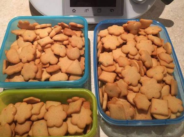 Teeny tiny honey biscuits