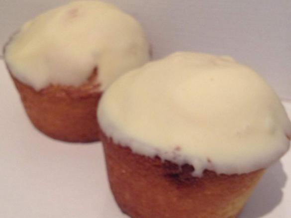 White chocolate mud cupcakes