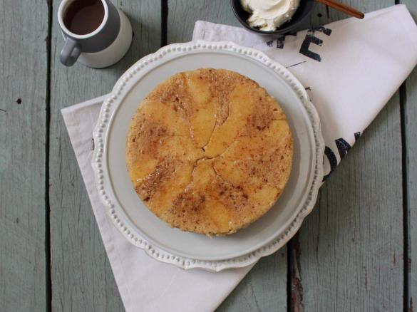 Steamed quince pudding with spiced syrup