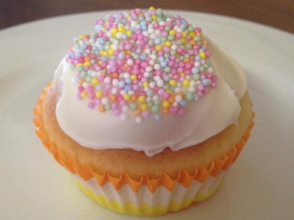 Quick & Easy Vanilla Cupcakes