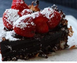 Exotic Chocolate Macaroon Tart with Strawberries