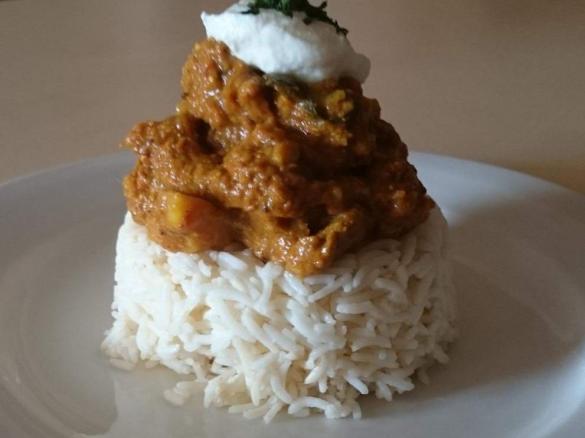 Medium GOAT/BEEF CURRY