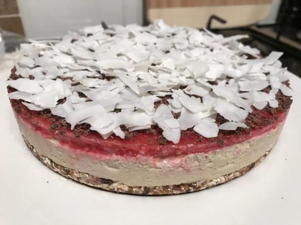 Raw Raspberry and Coconut Cheesecake