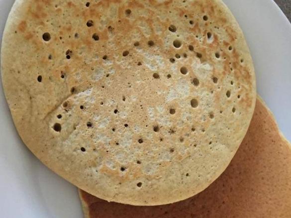 Buckwheat, Banana and Cinnamon Pikelets