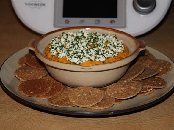 Roast Garlic & Butternut Pumpkin 'Hummus'