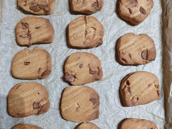 Variation Dairy & Egg free Chocolate Chip Cookies