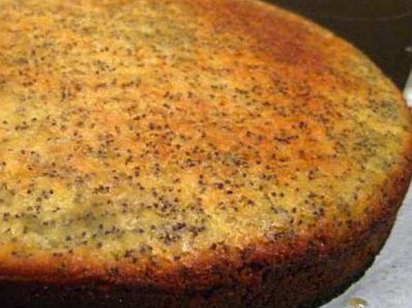 Golden Poppy Seed Lemon Cake