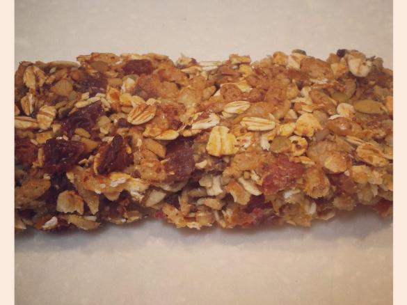 Healthy nut-free sugar-free muesli bars