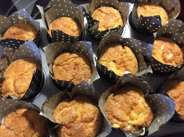 GF Highlight Muffins