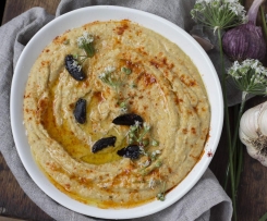 Orange & Pomegranate Hummus with Balsamic Caramelised Onions 
