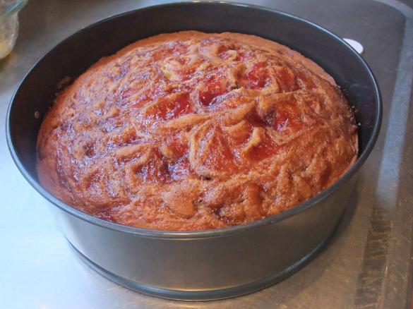 Cream Cheese & Raspberry Coffee Cake
