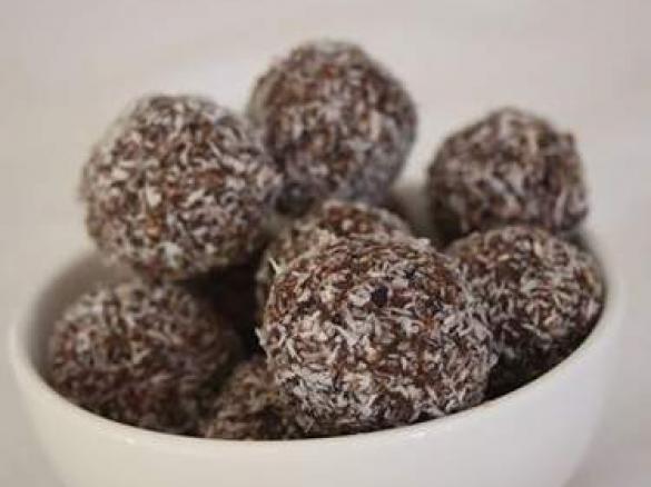 Healthier Version of Chocolate Bliss Balls