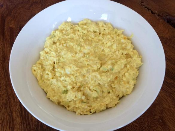 LCHF Chicken and Egg Salad Blend