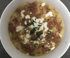 Cauliflower, Zucchini & Leek Soup with Bacon Dust & Goats Cheese