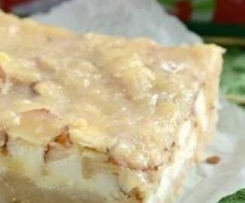 White Chocolate and Almond Magic Bars