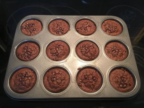 Zucchini chocolate muffins