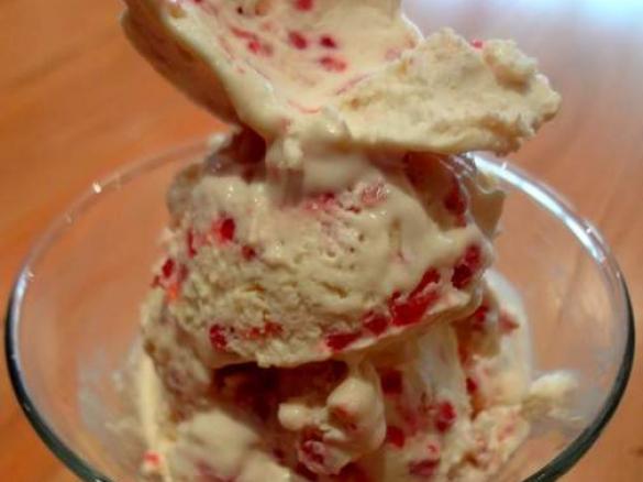 Egg-Free Raspberry & White Chocolate Heavenly Ice Cream