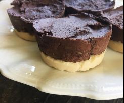 Raw Low Carb Mini Avocado Cheesecakes