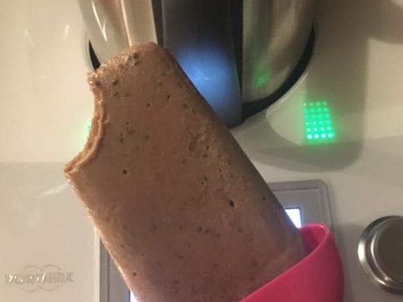 Chocolate chia paddle pops