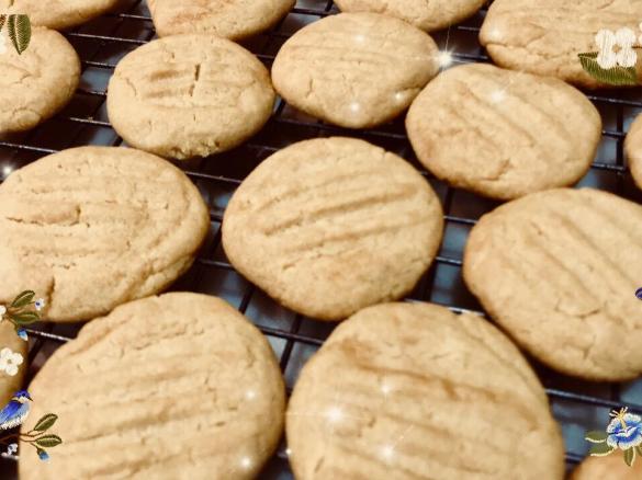 Dotty’s Ginger biscuits