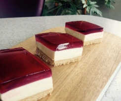 Raspberry Jelly  & Lemon Cheesecake Slice