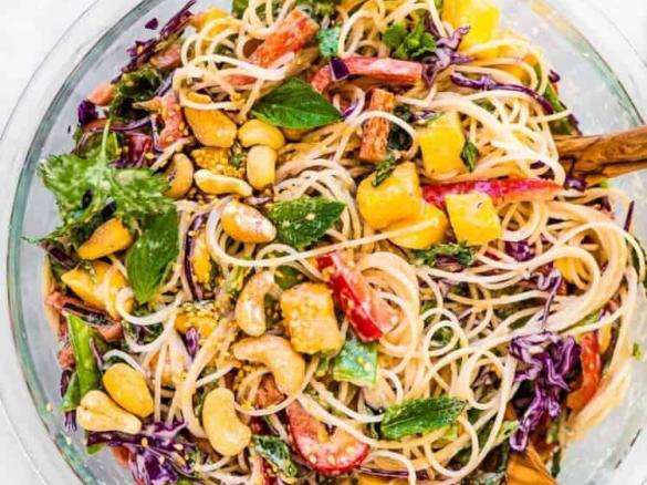 Crunchy Thai Peanut & Mango Salad