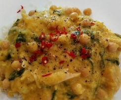 Pumpkin, coconut and chickpea curry 