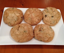 White Chocolate and Pistachio Biscuits (GF)