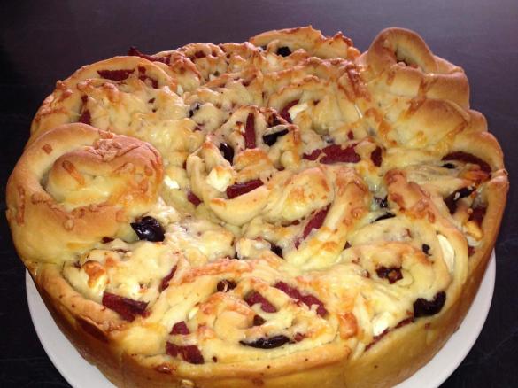 Salami, Olive, Feta and Sun Dried Tomato Pull Apart