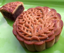 Traditional Mooncake with Red Bean paste