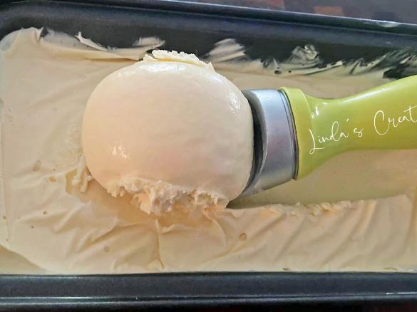 (NO CHURN)...... SMOOTH CREAMY - VANILLA  ICECREAM