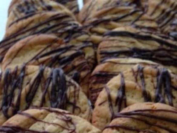 Sunbutter Biscuits with Chocolate drizzle