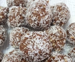 CHOCOLATE NUT PROTEIN BLISS BALLS