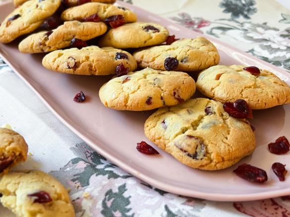 Cranberry and White Chocolate Cookies