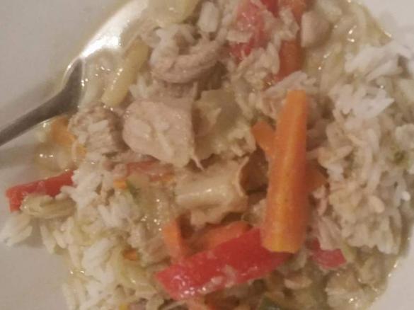 EASY Thai Green Chicken Curry